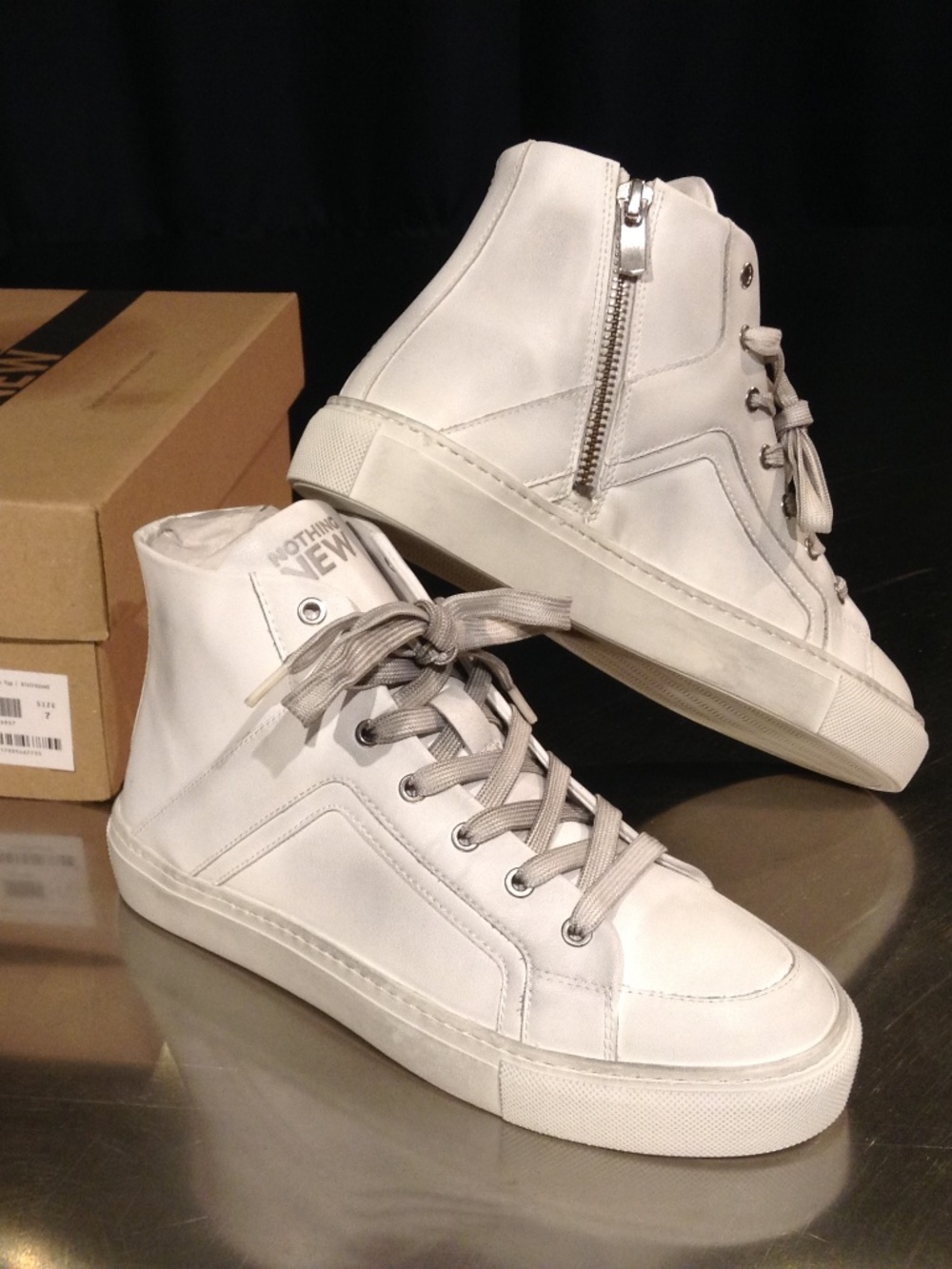NIB Nothing New Womens 6.5* Hollywood Distressed White High Top Sneaker Portugal